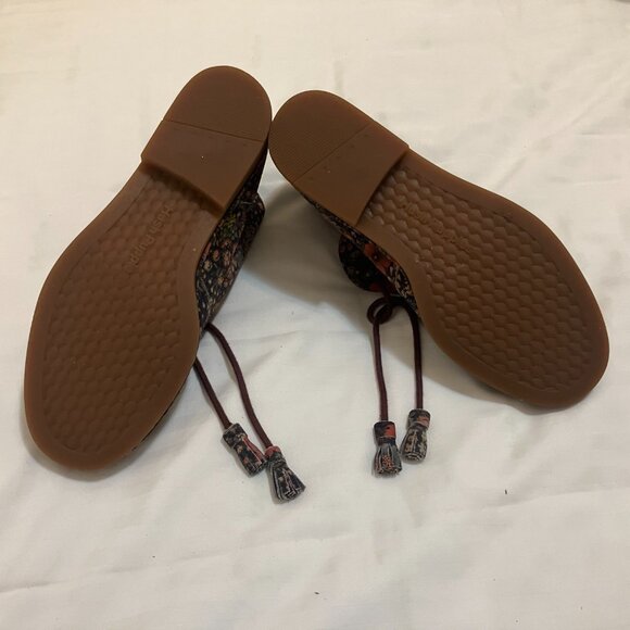 Hush Puppies Floral Cyra Catelyn Tassel Suede Ankle Boot Size 7M - Picture 5 of 5